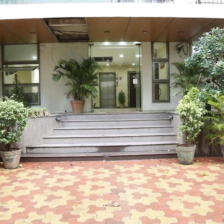 Fabhotel Sai Prasad Apartments Mumbai Bagian luar foto